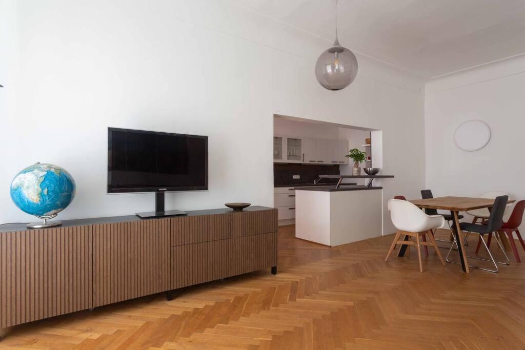 Traumhafte Wohnung Fuer 6 Pers. Melk Exteriör bild